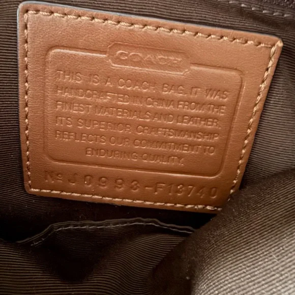 COACH y2k Brown Signature Canvas Hobo Soho Shoulder Bag - Picture 4 of 4